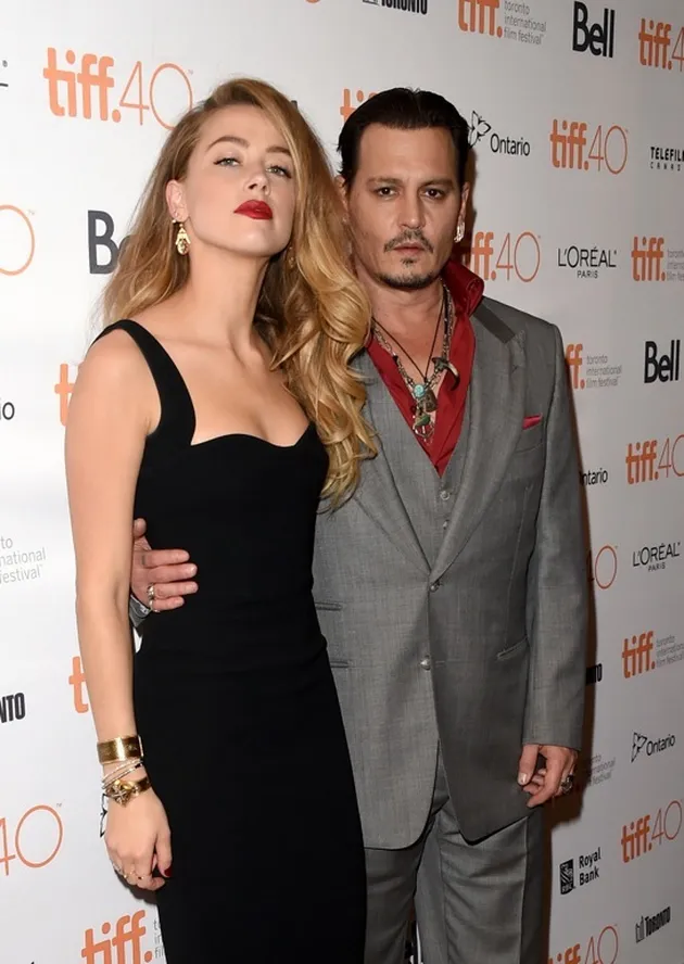 amber heard-johnny depp, johnny depp pukul amber heard, johnny depp cerai dari amber heard