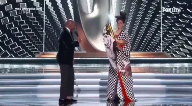 miss universe 2017, best national costume miss universe 2017, best national costume jepang