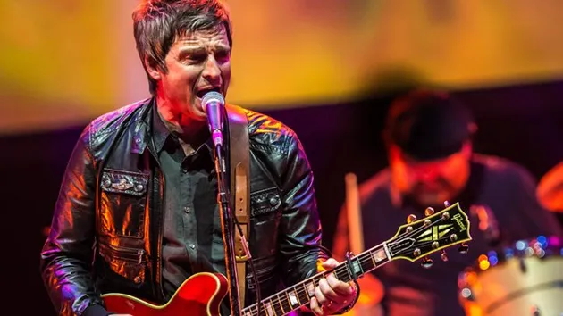 Bahkan Noel Gallagher dan High Flying Birds pun rela menyeberang benua demi tampil di Hard Rock Hotel & Casino, Las Vegas pada tanggal 22 Mei lalu.