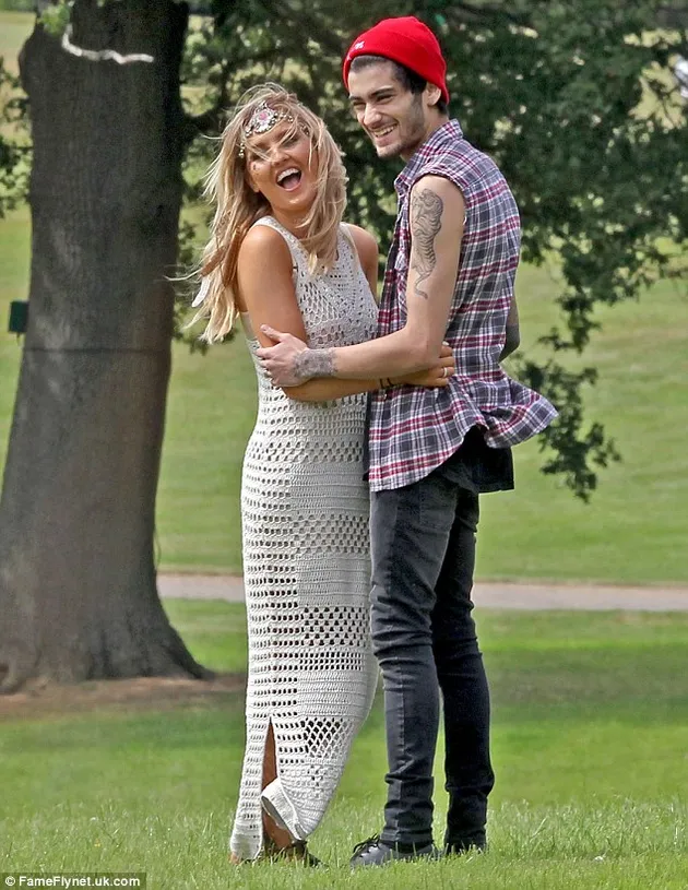 Setelah skandal perselingkuhan yang telah dilakukannya, tak heran jika Perrie Edwards dianggap sebagai penyebabnya.