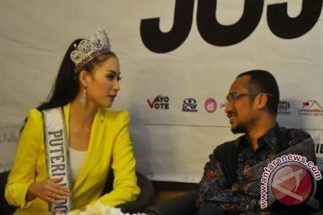 elvira devinamira, abraham samad