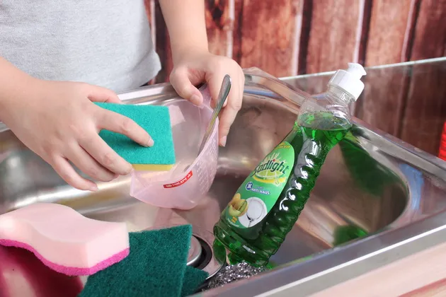 foto-foto minuman cairan pencuci piring