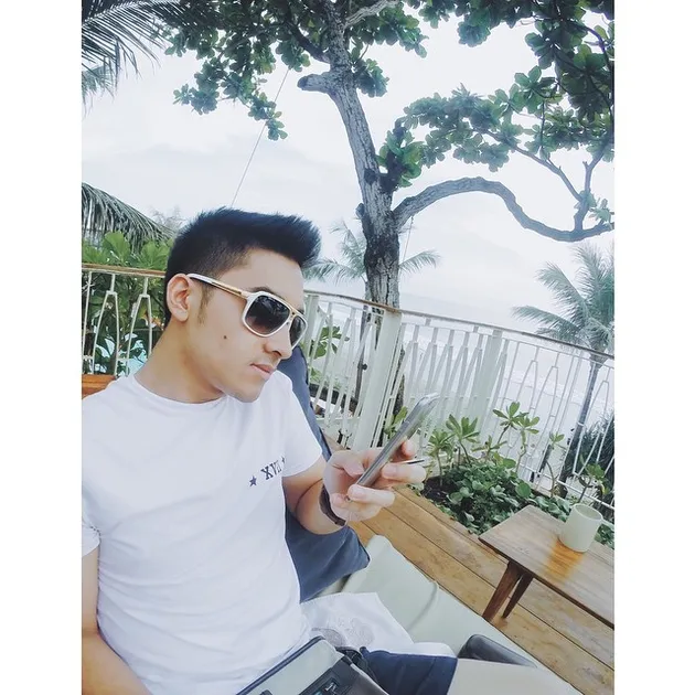 Aurel Hermansyah - Tommy Rumengan