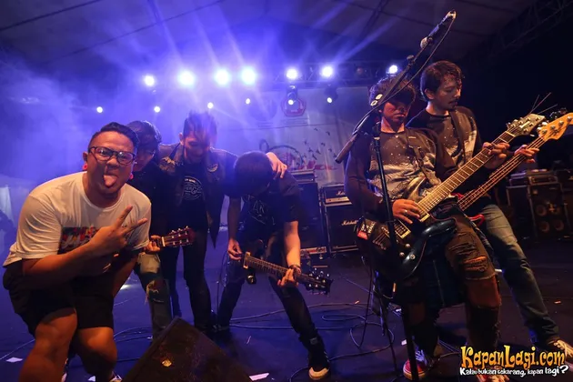 Rocket Rockers