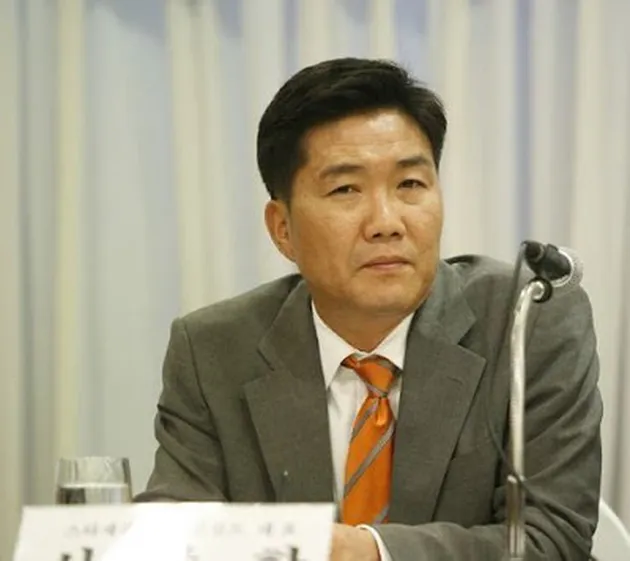 CEO Agensi K-Pop Ternama