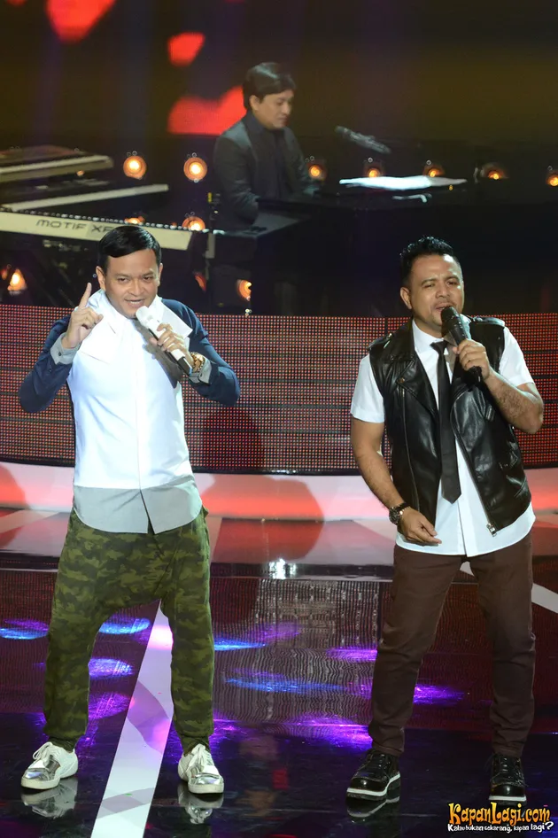 Semua orang pasti setuju kalau Kahitna memang nomor satu soal lagu-lagu romantis.