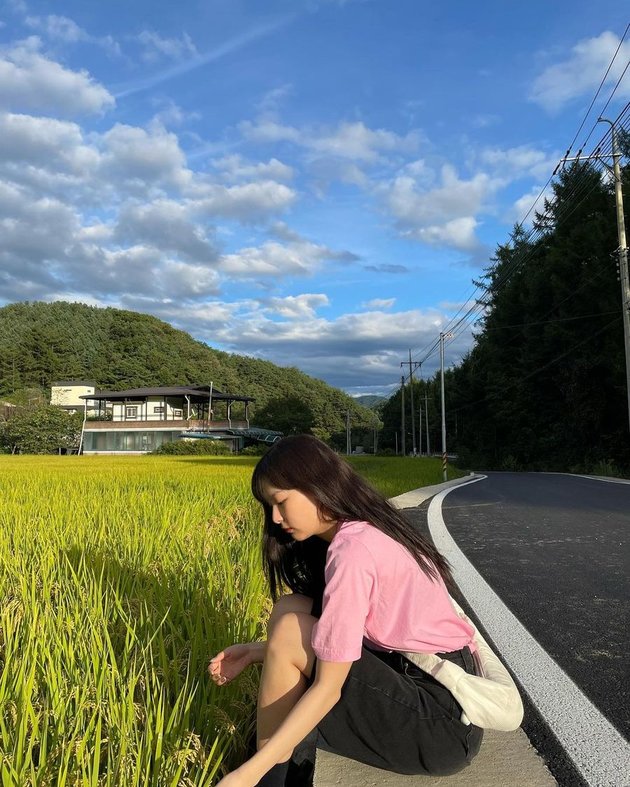 Instagramable! 8 Aesthetic Portraits of Seulgi Red Velvet Like Real Ghibli Characters