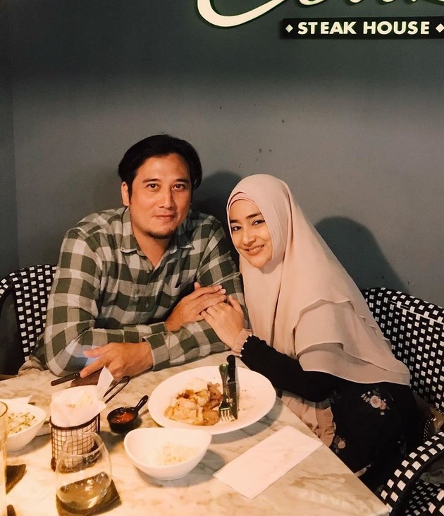 Intimate 8 Photos of Cindy Fatika Sari and Tengku Firmansyah, Still Lasting and Harmonious in 21 Years of Marriage
