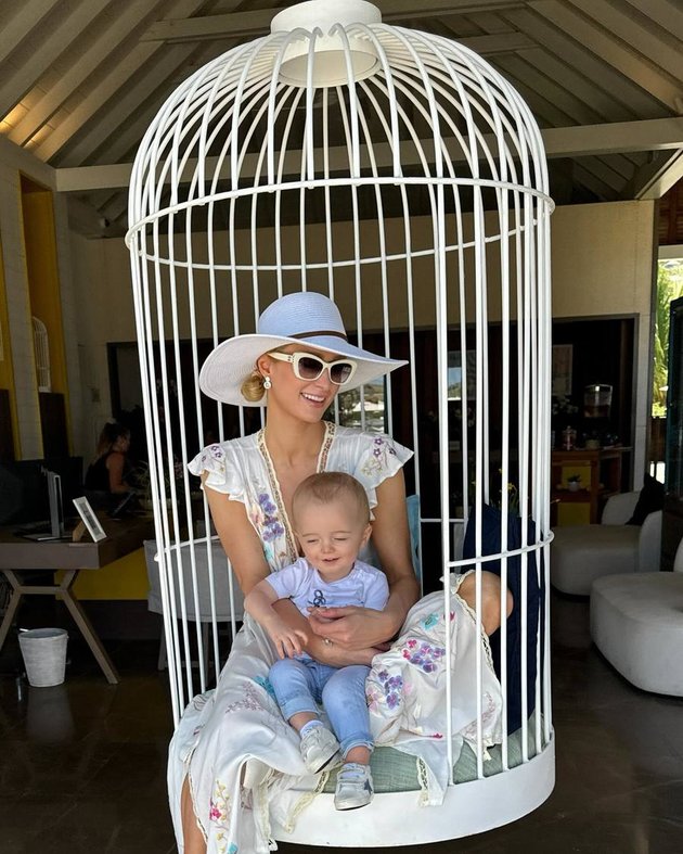 Sneak Peek of Paris Hilton Celebrating Easter with Her Family - Still Looking Fashionable