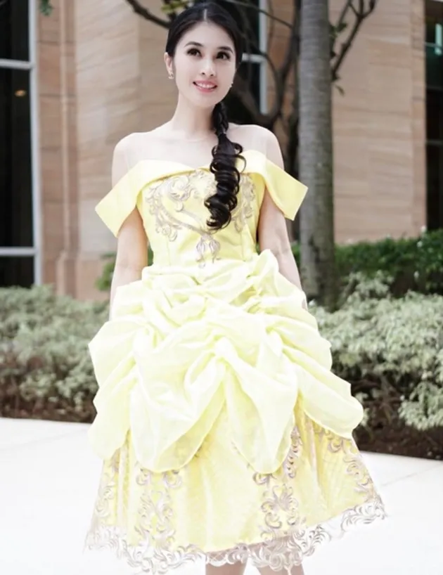 OOTD Disney Sandra Dewi