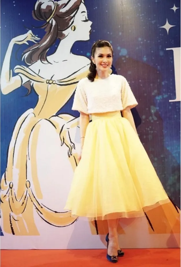 OOTD Disney Sandra Dewi