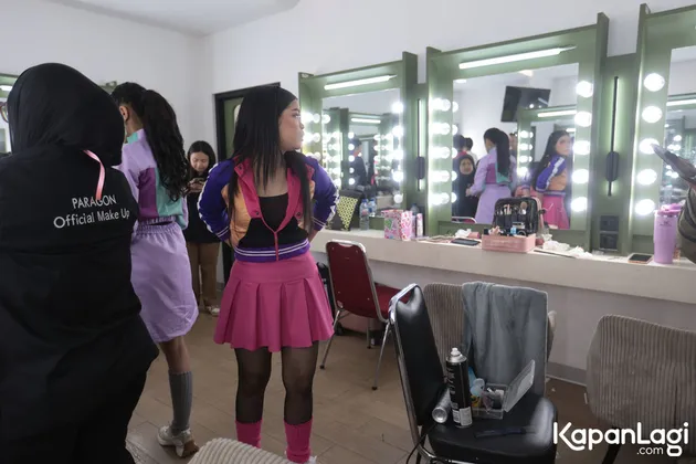Zahra di backstage