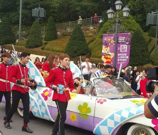 Sungjae BTOB &amp; Joy Red Velvet We Got Married