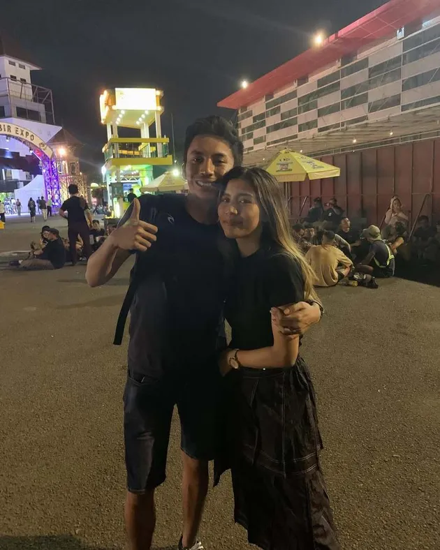 Irshadi Bagas dan istri