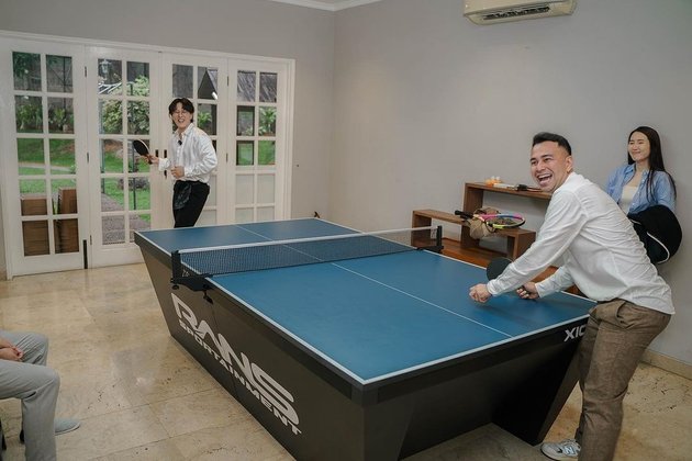 Andara Palace Welcomes Idol Again! 10 Photos of DK iKON Visiting Raffi Ahmad's House, Invited to Eat Together - Play Ping-Pong