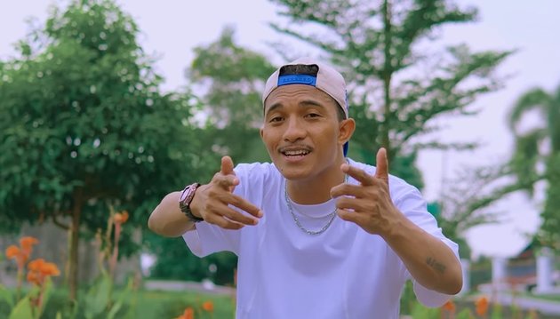 <nil>