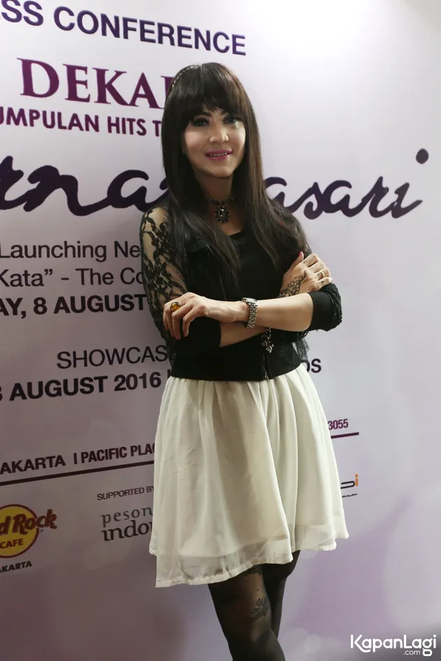Sebagai seorang penyanyi senior, Ita Purnamasari membuktikan bahwa dirinya masih akan tetap terus produktif.