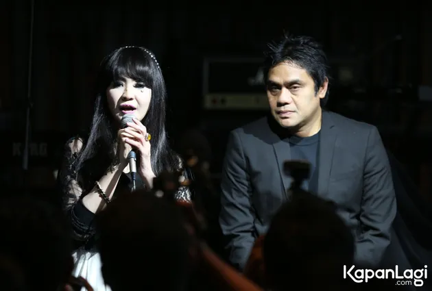 Rilisnya single Satu Kata juga menjadi pembuktian Ita Purnamasari kalau dirinya masih produktif.