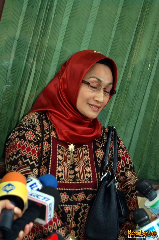 ibu vira yuniar