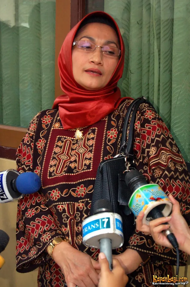 ibu vira yuniar