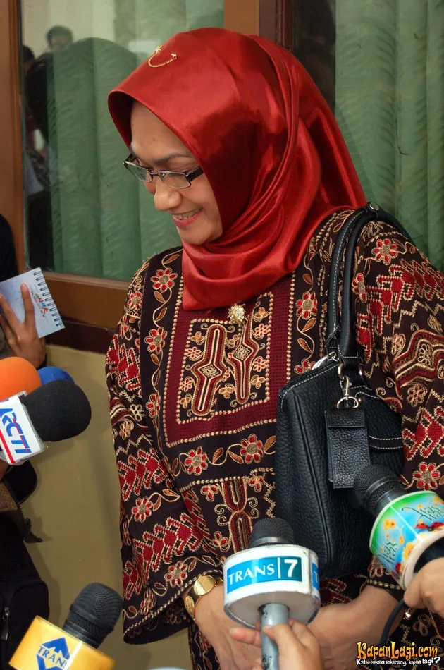 ibu vira yuniar