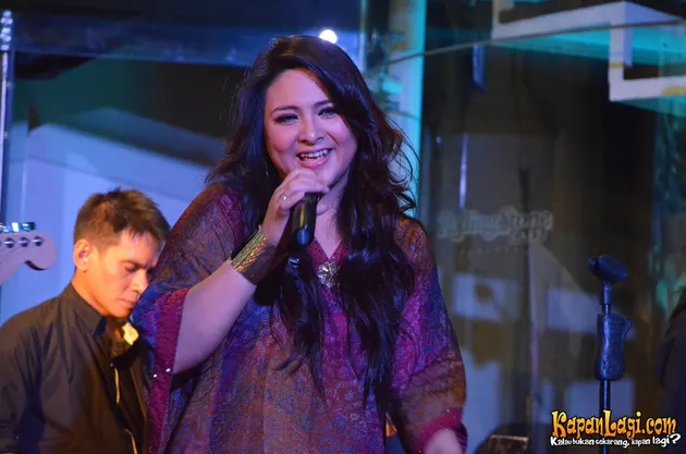 Audy Item dan Iko Uwais