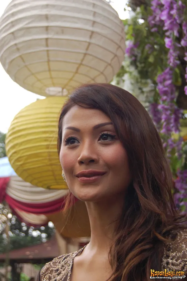 indah kalalo