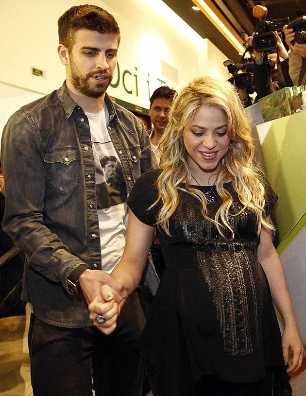 Shakira dan Anaknya