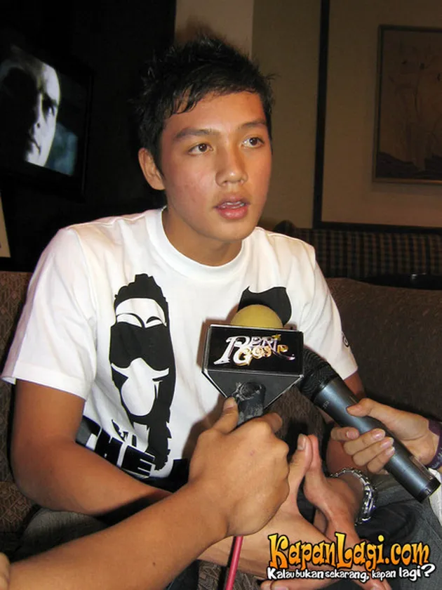 Dirly, finalis Indonesian Idol 2006 dari Manado