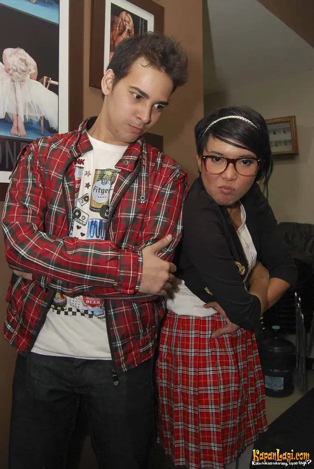 Fitri Tropica dan Riza Shahab