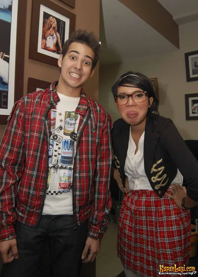 Fitri Tropica dan Riza Shahab