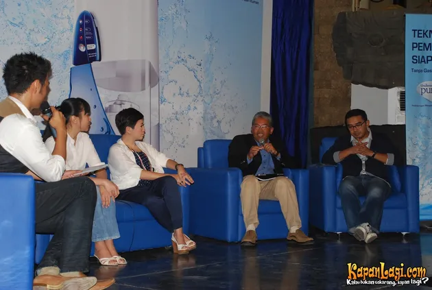 Farhan / Indy Barends