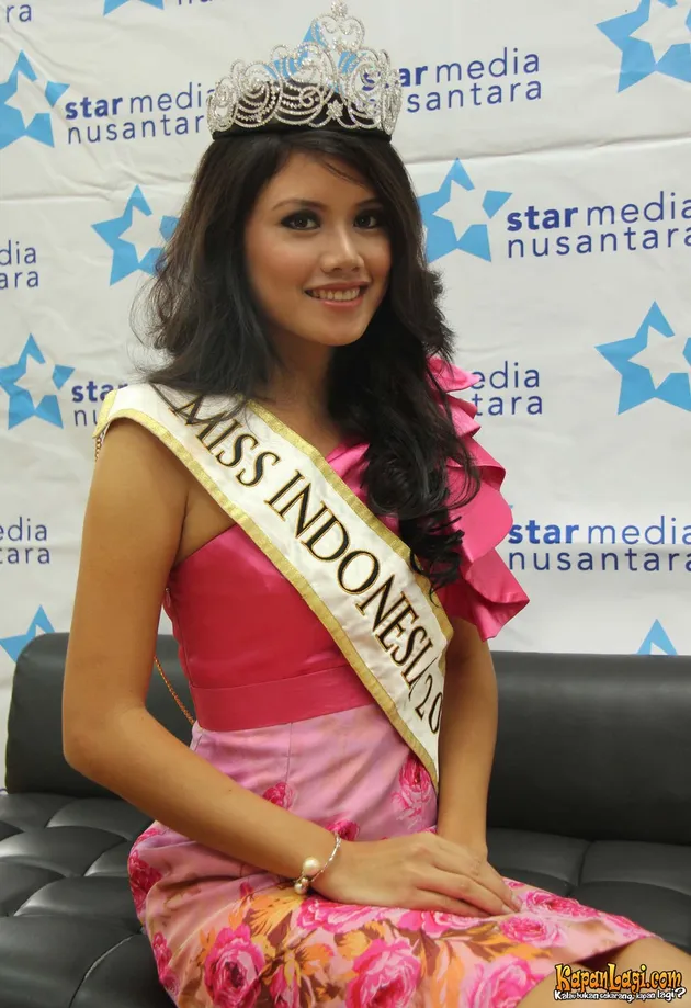 Ines Putri Miss Indonesia 2012