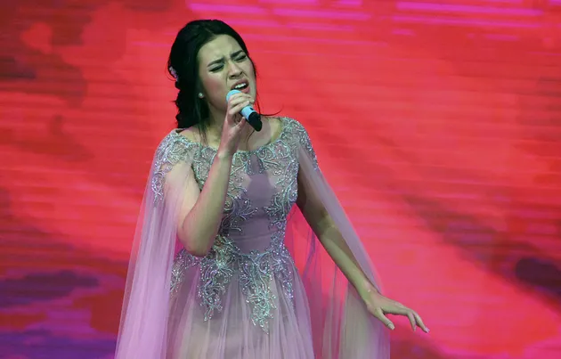 Microphone Raisa