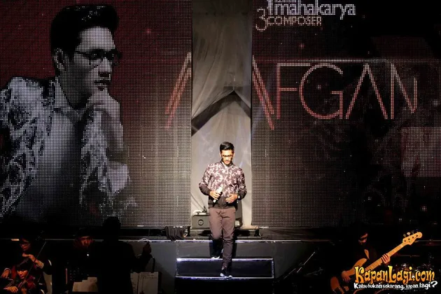 Membawakan sejumlah karya hebat 3 Composer yang jadi hitsnya, Afgan bikin Balai Kartini memanas.