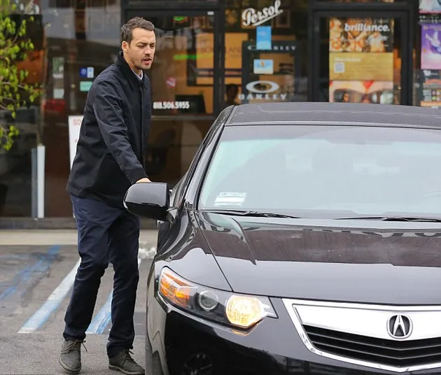 Kristen Stewart Selingkuh