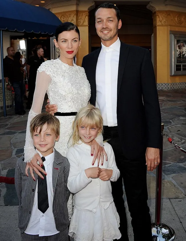 Kristen Stewart Selingkuh