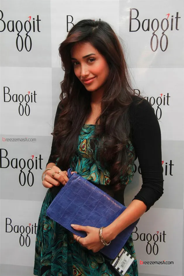 Selamat jalan, Jiah Khan.