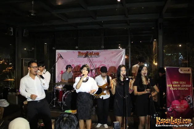 Maliq and D Essentials