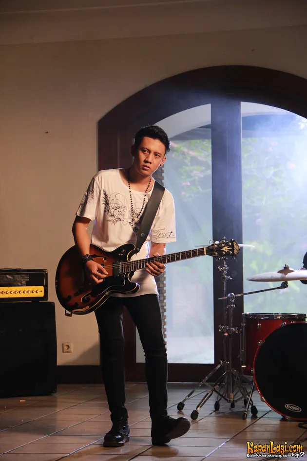 Syahnaz Dan Eighteen Plus