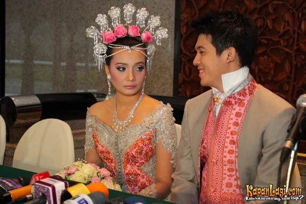 Irwasnsyah / Zaskia Sungkar