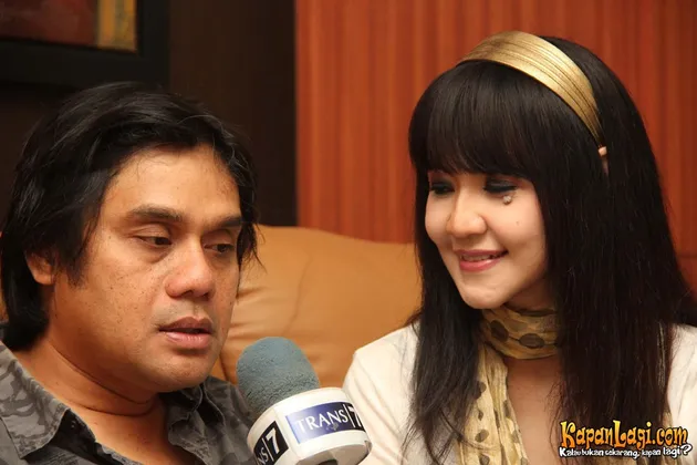 Ita Purnamasari dan Dwiki Dharmawan