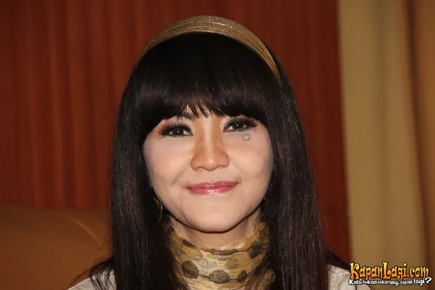 Ita Purnamasari dan Dwiki Dharmawan
