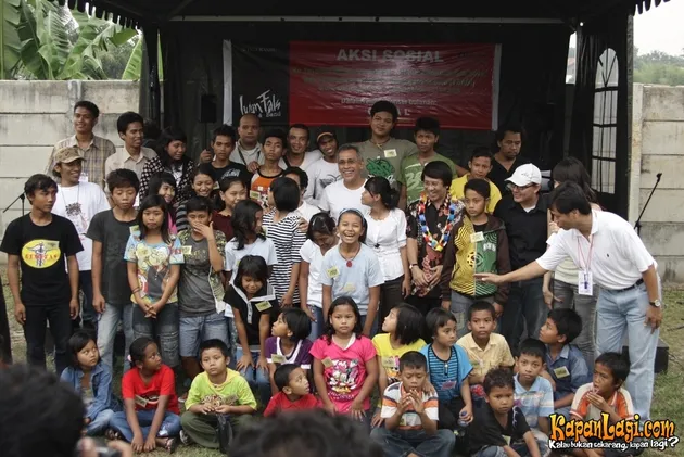 IWAN FALS - KAK SETO DI HOMESCHOOLING UNTUK ANJAL 
