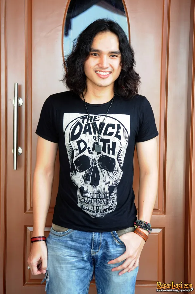 LOVE IN DANGDUT