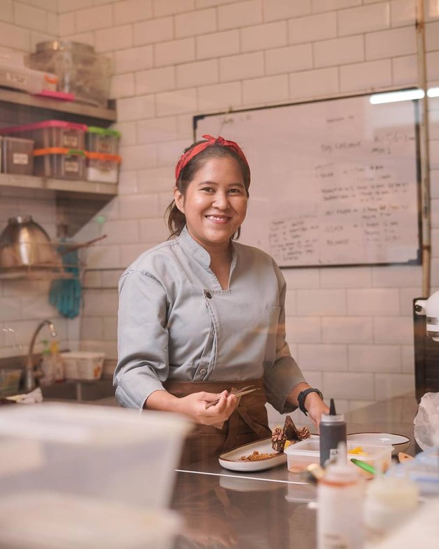 Becoming a Famous Chef, 8 Portraits of Nabila Yoestino, Tino Karno's Daughter, Who Gained Attention After Sharing her Life Story as an Orphan - Moments with Family Catch Attention