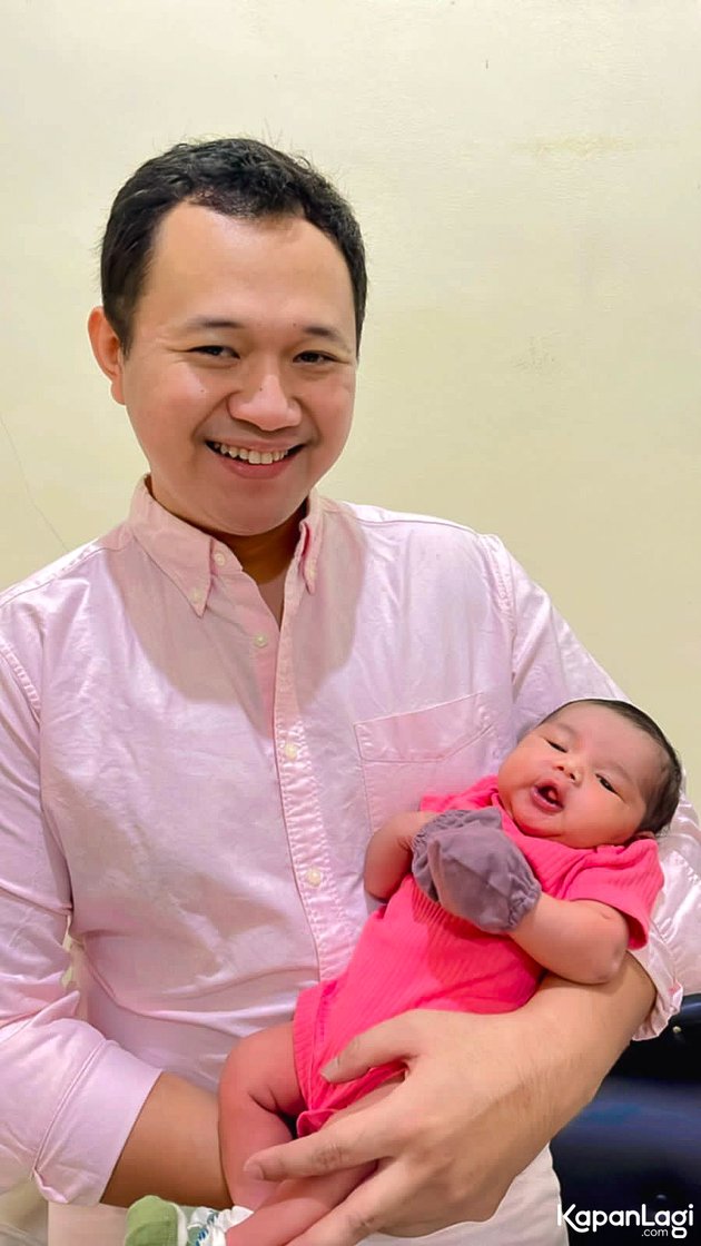 Being Dewi Perssik's Grandchild, Photos of Rosa Meldianti's Unique-Named Child - Born Healthy & Big