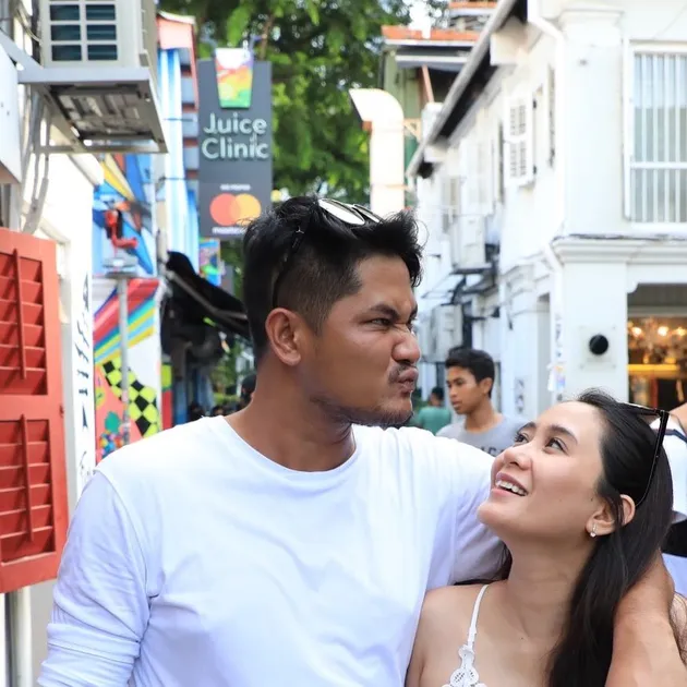 Puadin Redi - Ryana Dea