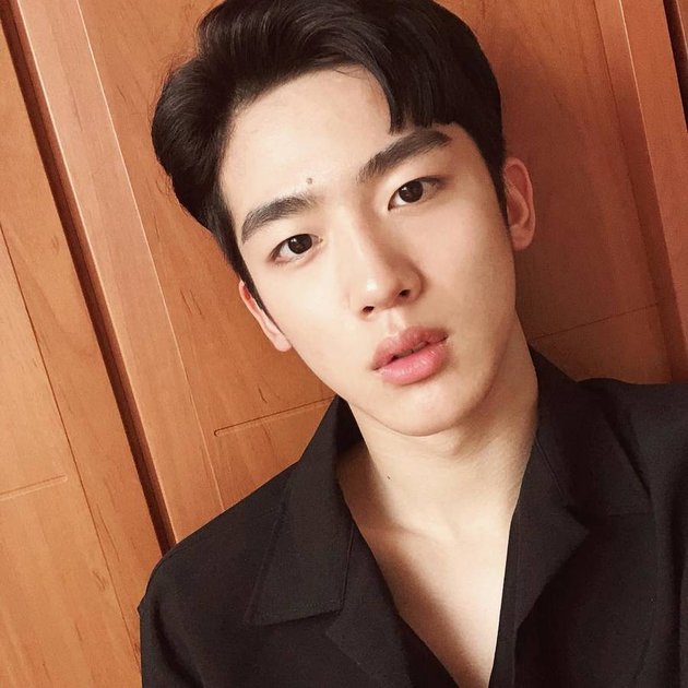 Becoming the Lead Actor in 'SCHOOL 2020', Check Out 10 Stunning Photos of Kim Yohan X1