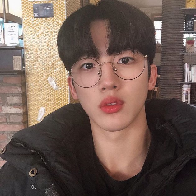 Becoming the Lead Actor in 'SCHOOL 2020', Check Out 10 Stunning Photos of Kim Yohan X1